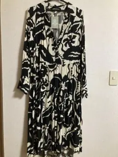 【未使用タグ付】H＆Mワンピース 定価2,999円