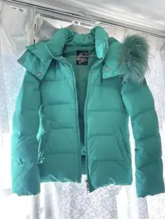 ターコイズ フード付き ダウンジャケット