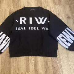 ニット　140 ブラックコーデ　しまむら　ラブトキ