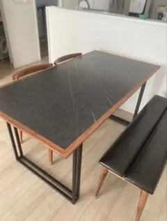 ダイニングテーブル150㎝のサムネイル