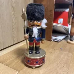 くるみ割り人形「透かし彫りの王冠」 Olaf Kolbe工房 - メルカリ