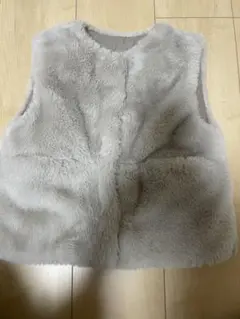 ZARA KIDS ファーベスト 98センチ