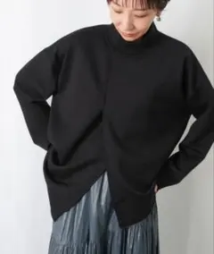 ルカレディラックルカ ブラック ハイネック スウェット カットソー レーヨン混