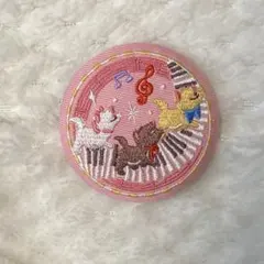 ディズニー 刺繍缶バッジビスケット2