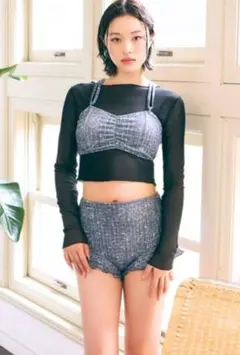 Item thumbnail for item cc3102a9-71f2-4b18-83d4-56f341d05b7f