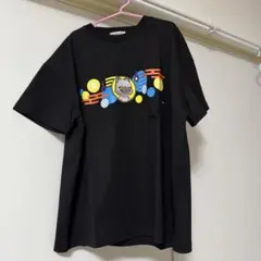 【定価2490円】CNP マカミ　プリントTシャツ　半袖　ブラック