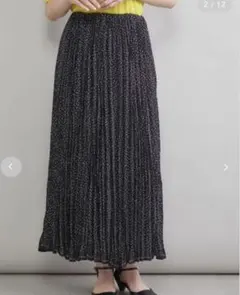 【新品未使用タグ付き】Mila owenドットプリントプリーツスカートのサムネイル