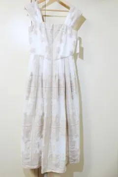 お値下げしました　タグ付き グレースコンチネンタル　フレームジャガードドレス36