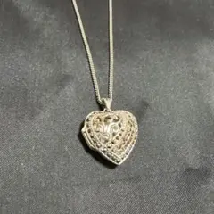 イマック ハート型ロケットネックレス