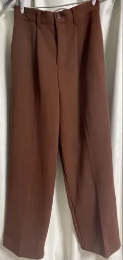 【earth music ＆ecology】センタープレスパンツ