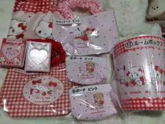 最安値、オマケもついちゃう♡最新！サンリオ✕mikkoクジ♡セット、まとめ売り♡