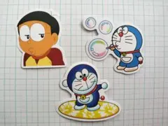 d-11 ドラえもん　防水ステッカー　シール　3枚セット