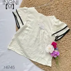 新品　イング　INGNI 半袖ブラウス 配色ライン フレア袖 ホワイト M