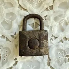 Item thumbnail for item b941e185-43ca-4c6d-a24b-cfaca47264ae