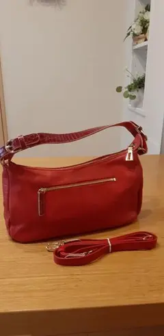 Falchi　NEW YORK 赤本革ショルダーバッグ
