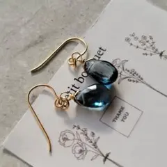 ロンドンブルートパーズ ピアス