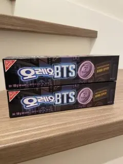 【２箱セット】オレオx BTSコラボ　韓国限定商品のサムネイル