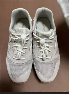 Item thumbnail for item 3a26ed4f-3c30-4bee-8cf9-14b353387d8f