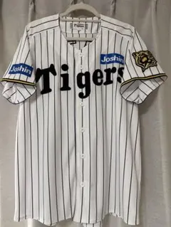 阪神タイガース 佐藤輝明選手レプリカユニフォーム - メルカリ