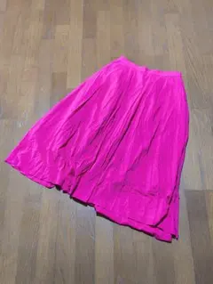 ikka 鮮やかなピンクのフレアスカートのサムネイル
