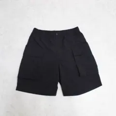 【極美品】Mサイズ　黒　ユニクロ　U　パラシュートカーゴショーツ