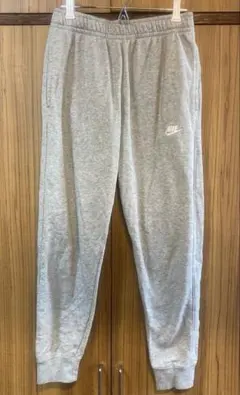 NIKE スウェットパンツ　グレー