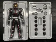 真骨彫 仮面ライダーファイズ カスタムパーツ スーツ - メルカリ