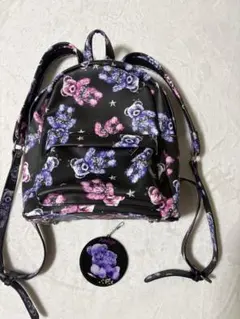 未使用級✨️ ANNA SUI リュック 総柄 ロゴ刻印 紫 × 黒 大容量 - メルカリ