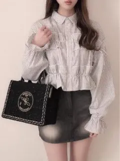 GRL ストライプ柄　フリルショート丈ブラウス　on299