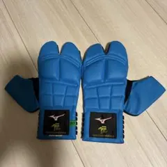 空手　拳サポ　Mizuno 青 赤 サポーター　Mサイズ