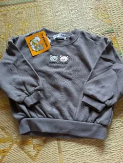 新品 こぐまちゃんえほん トレーナー グレーのサムネイル