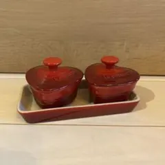 LE CREUSET ハート型ラムカン トレイ付きセットのサムネイル