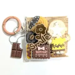 ガチャ詰めポーチ お菓子 チョコクッキー カフェ風 スイーツ バッグチャーム