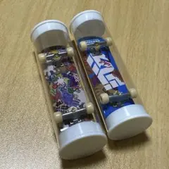 スプラトゥーン　ミニスケボー　フィンガーボードコレクション　２点