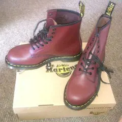 新品 マーチン チェリーレッド