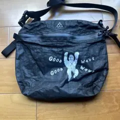 Shelt サコッシュ ショルダーバッグ