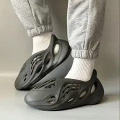 Item thumbnail for item 8504b6f0-4ac4-4349-81c1-664f3fd0d696