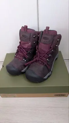 KEEN 登山靴 パープル 防水性　新品未使用　24cm