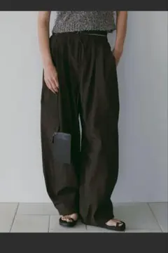 anuke Volumetuck Cocoon Pants38 ブラウン anuke Volumetuck Cocoon Pants BRN 38 - メルカリ