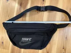 ナイキ　テック　ヒップバック　10L NIKE ボディバッグ ブラック