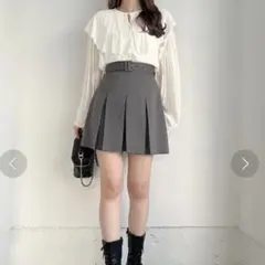 ベルト付きプリーツミニスカート ヘザー