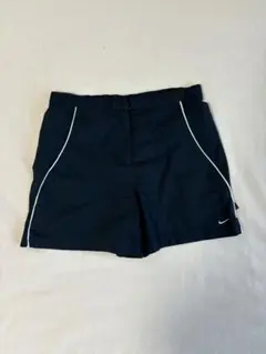 子供用　スポーツウェア　NIKE 短パン 紺