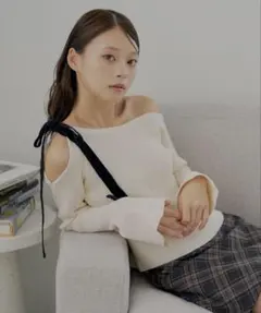 新品未使用 タグ付き 【 2025秋冬新作 】チコ ワンショルデザインリブニット