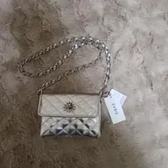 EVRIS シルバー キルティングショルダーバッグのサムネイル