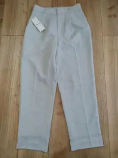 新品　コムサイズム　ポリエステルツイル テーパードパンツ　9号　定価9800円