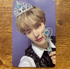 Item thumbnail for item bdeda9a1-9f38-4b24-870e-dc74db6d2a7e