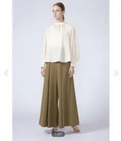 美品 CONTE サテンカーゴパンツ 36サイズ - メルカリ