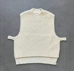 【　新品未使用　】TORICI かのこベスト　ダークグレー 2025年最新】torici ベストの人気アイテム - メルカリ