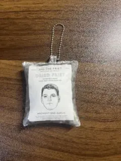 AND THE FRIETアンチョビとガーリック キーホルダー