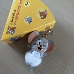 トムとジェリー　チーズboxマスコット　ぬいぐるみ　タフィー　トムとジェリー展 トムとジェリー展 チーズBOXマスコット シークレット タフィー - メルカリ
